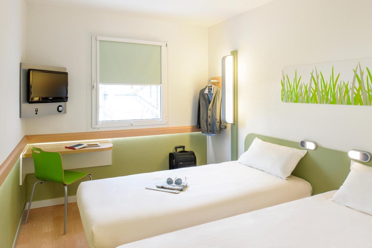 Quarto Standard com 2 Camas de Solteiro