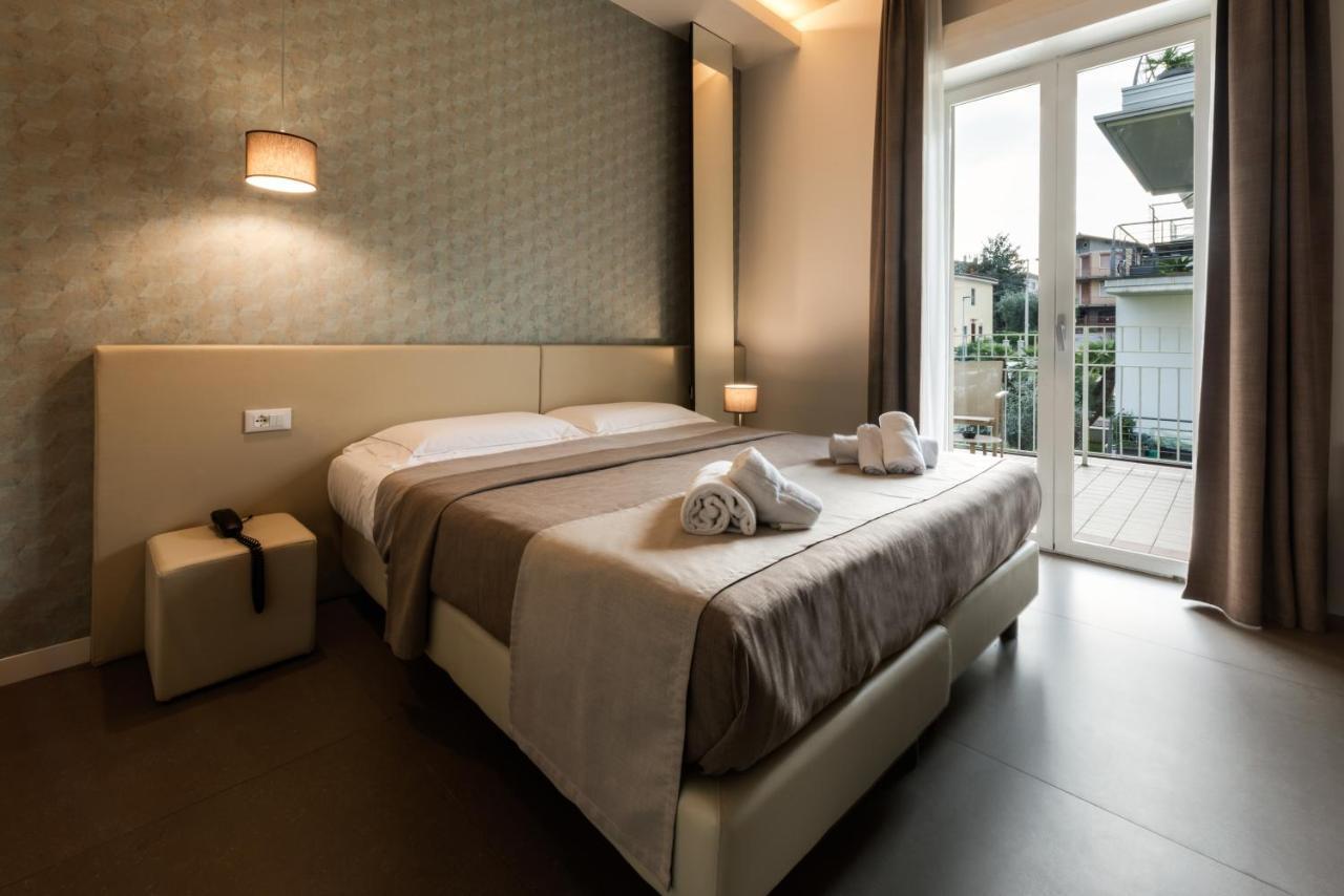 Doppelzimmer mit Balkon