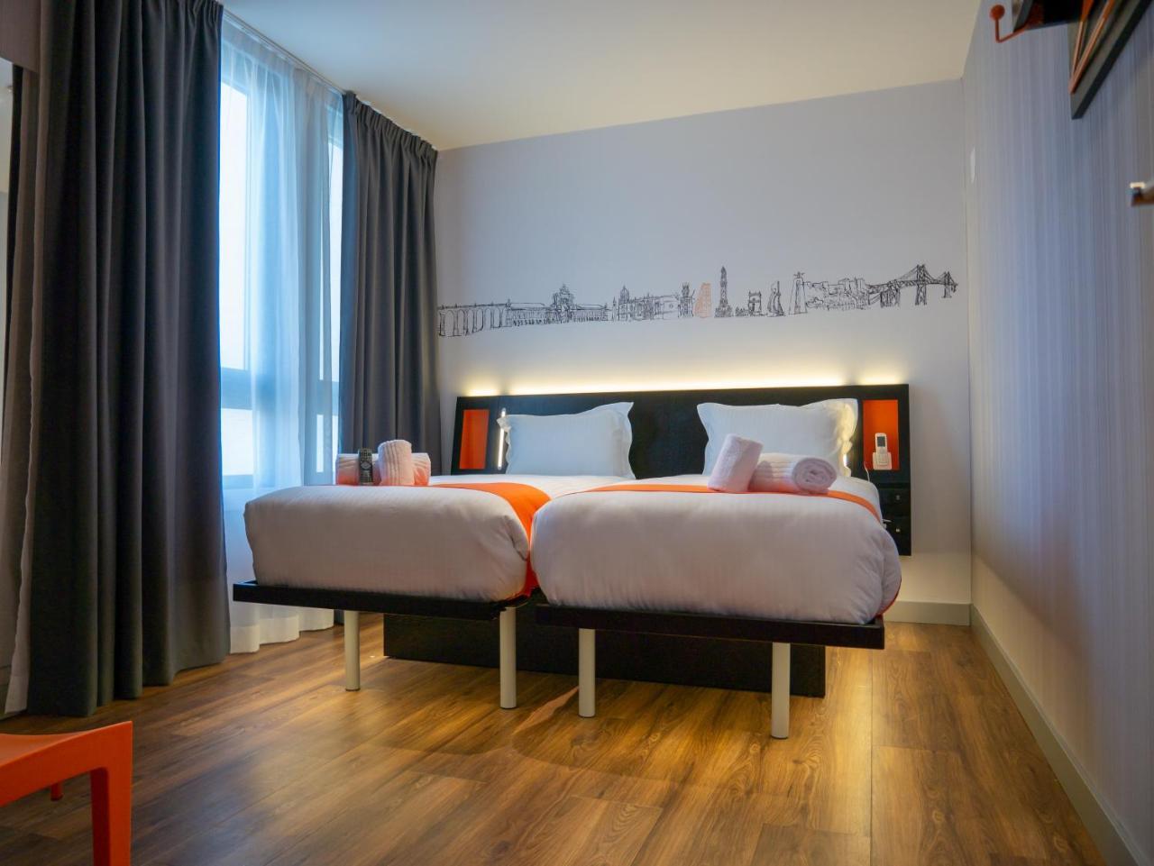 Quarto Superior com 2 Camas de Solteiro