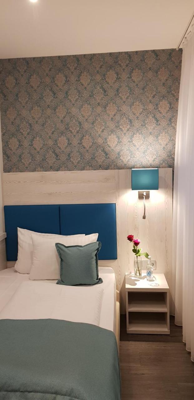 Single Room,1021628503:JPEG