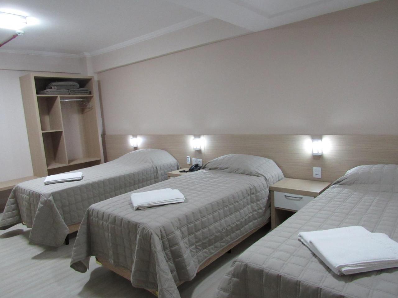 Quarto Triplo Luxo