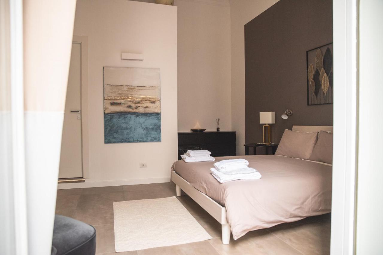 Großes Doppelzimmer mit Balkon