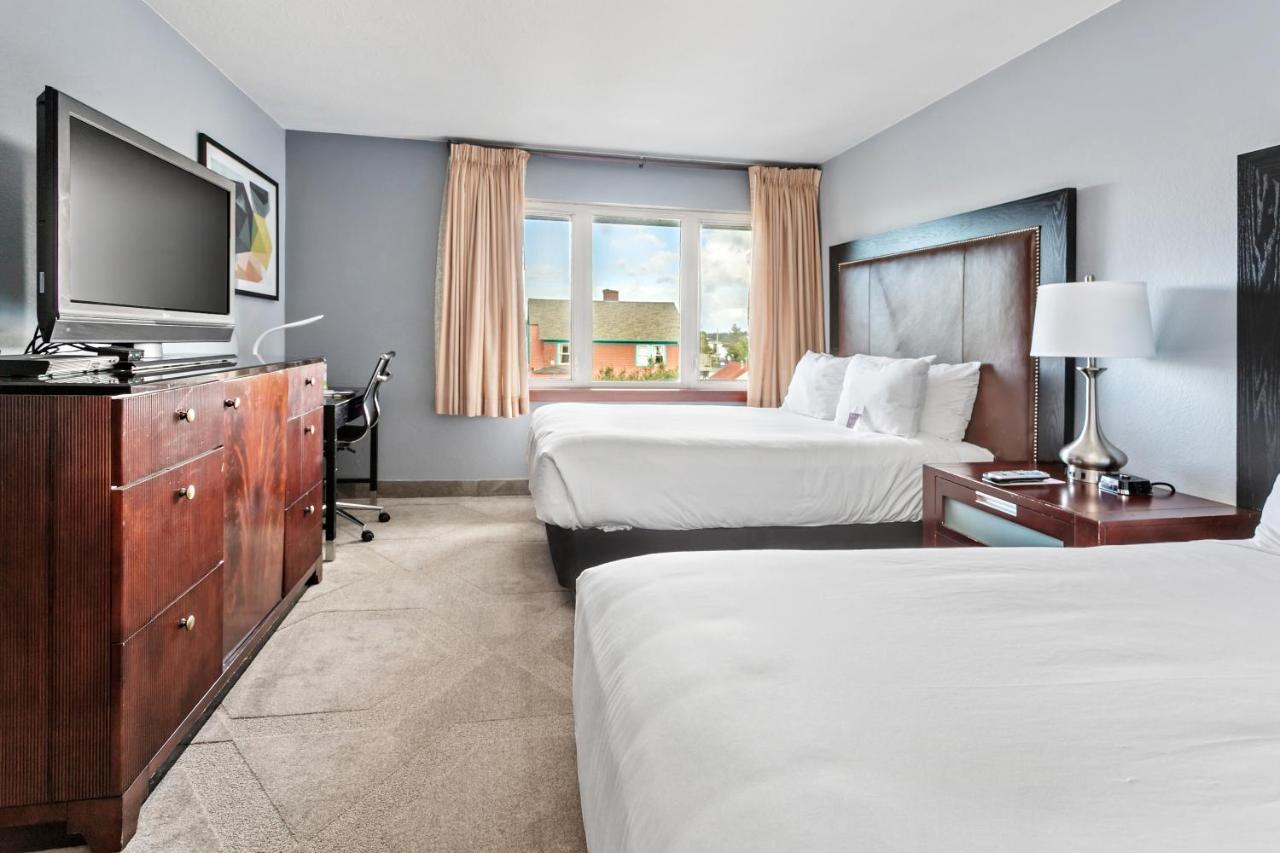 Queen Room with Two Queen Beds