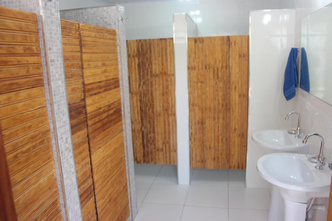 Cama em Dormitório Misto com 6 Camas