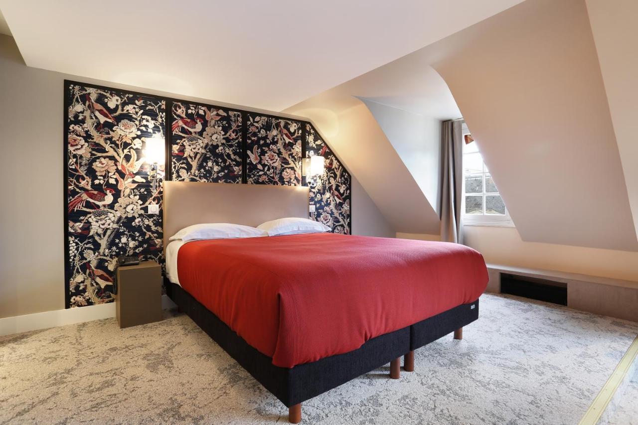 Suite com Varanda