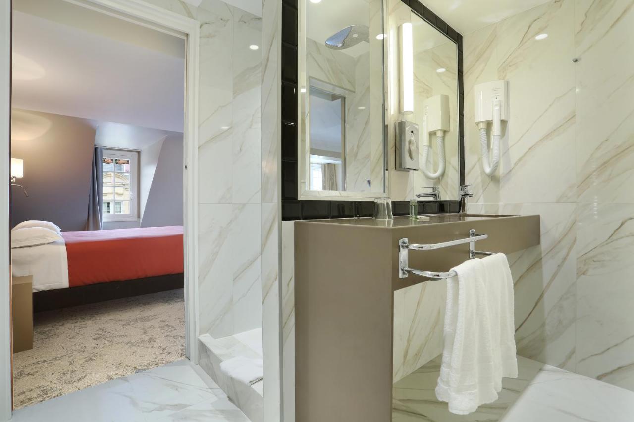 Suite with Balcony,1208718988:JPEG