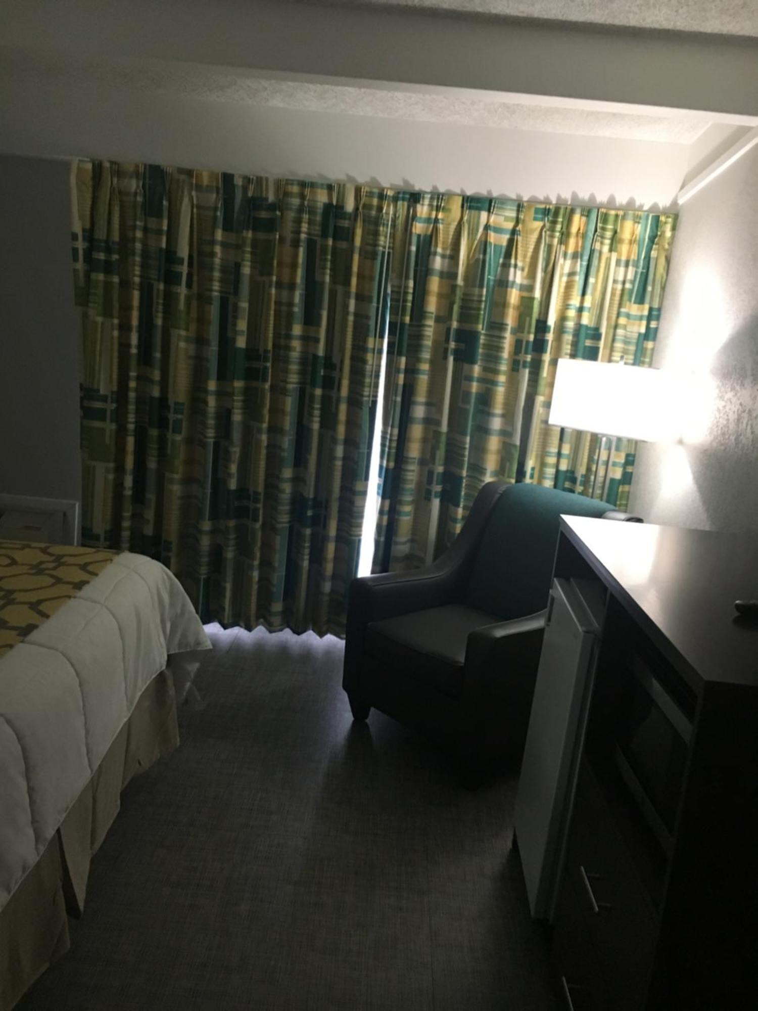 King Room - Non-Smoking