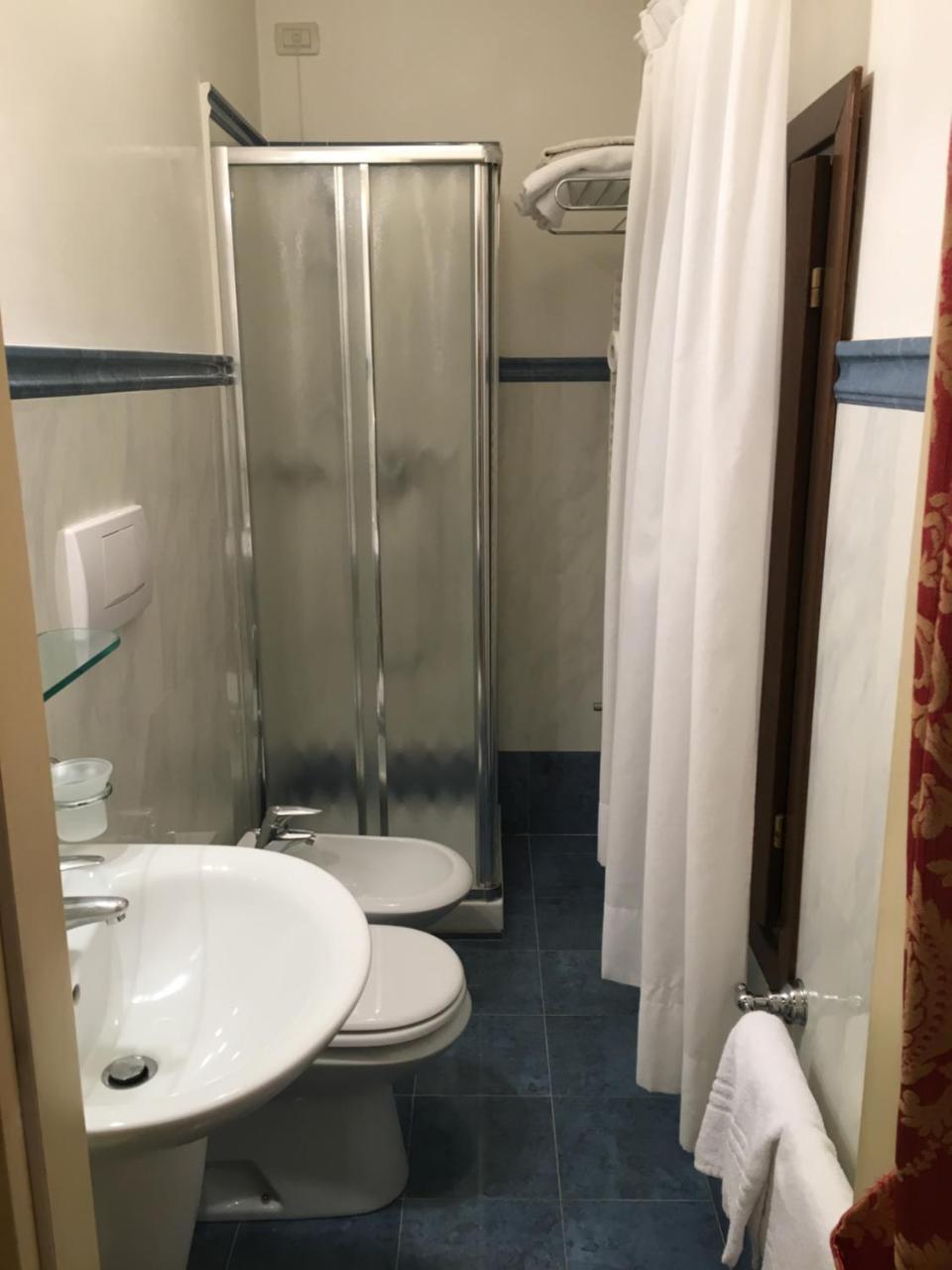 Economy Double Room,1557734602:JPEG