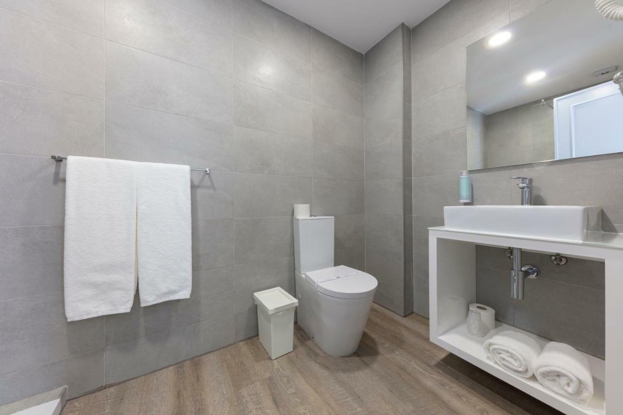 Single Room,779138688:JPEG
