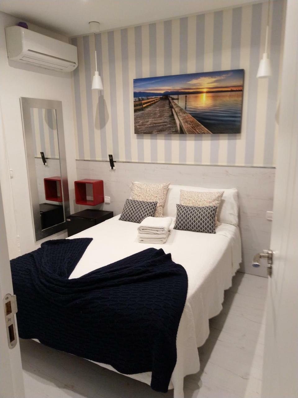 Standard Double Room,784278972:JPEG