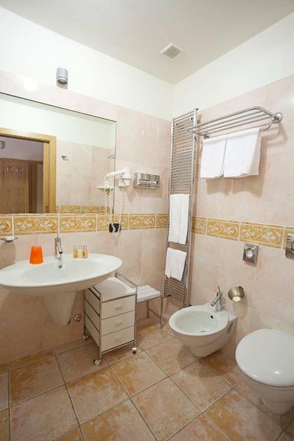 Triple Room SPA,1583668460:JPEG