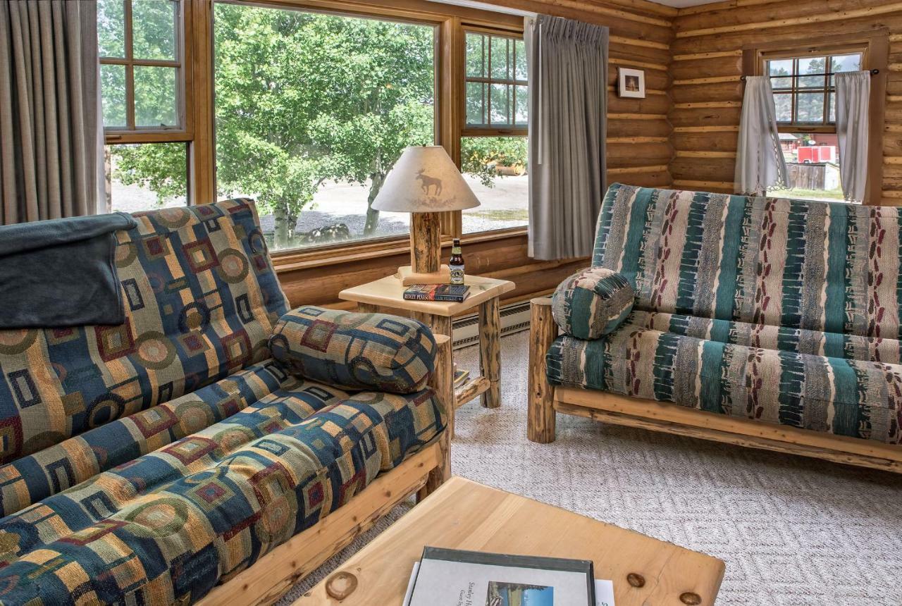 Deluxe Family Suite