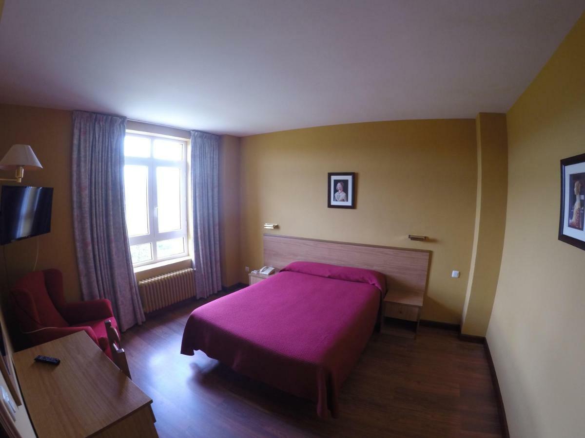 Double or Twin Room,788889150:JPEG