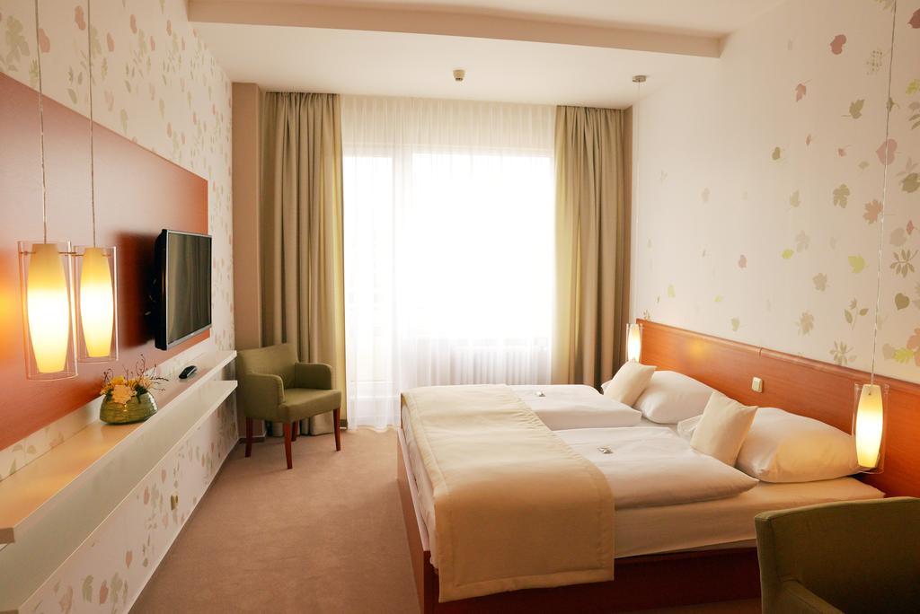 Premium Double or Twin Room with Access to public Relax Centre
