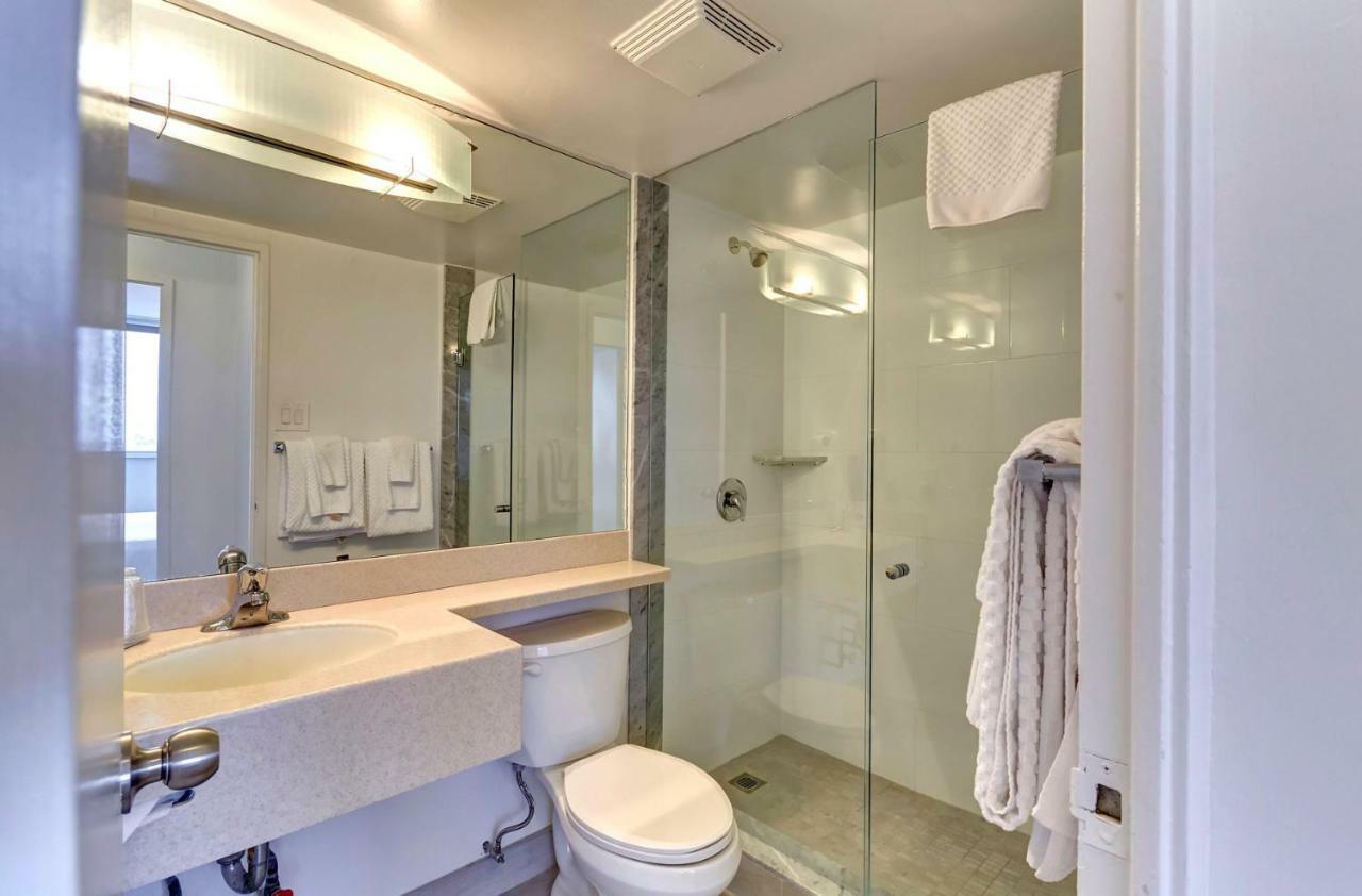 Deluxe King Suite,1436145934:JPEG