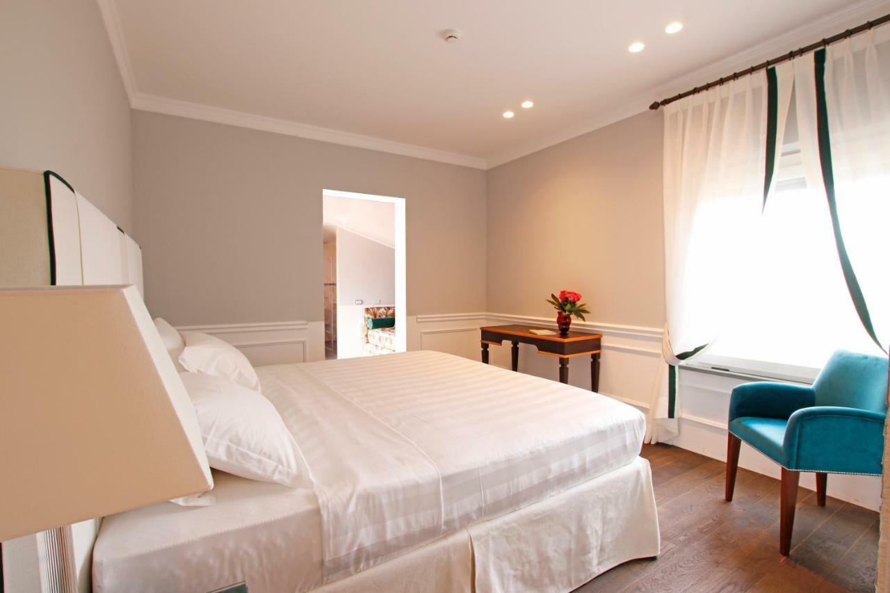 Junior Suite with Balcony with Spa Access