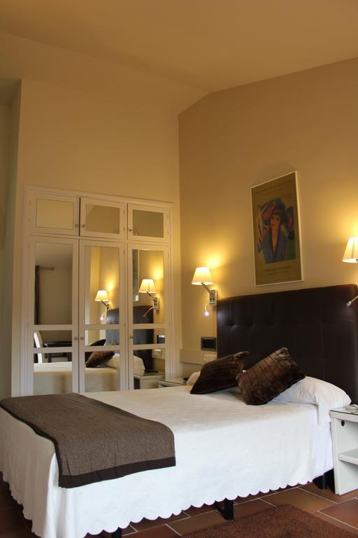 Double or Twin Room,79614756:JPEG