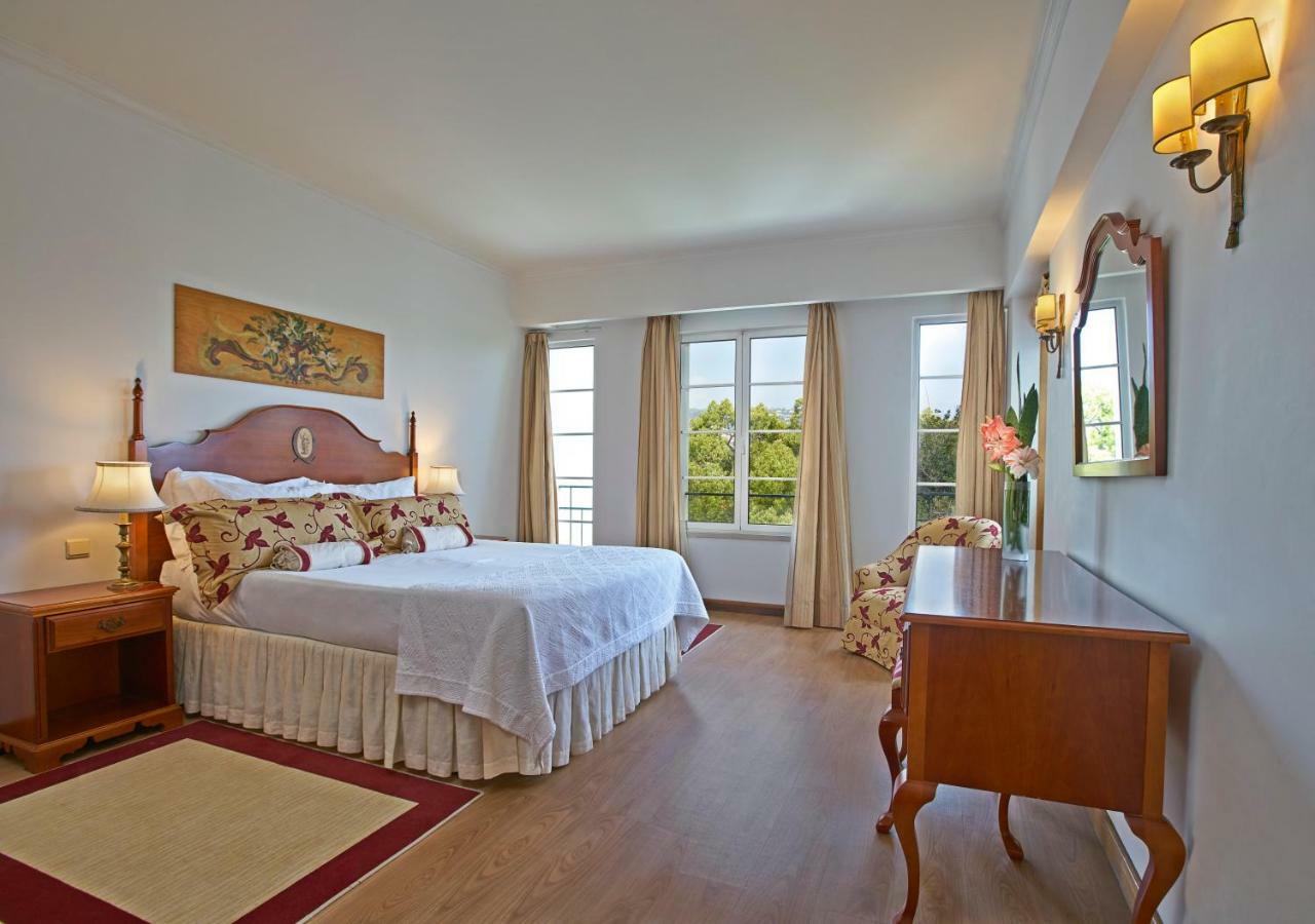 Suite Supérieure avec Balcon - Vue sur Jardin