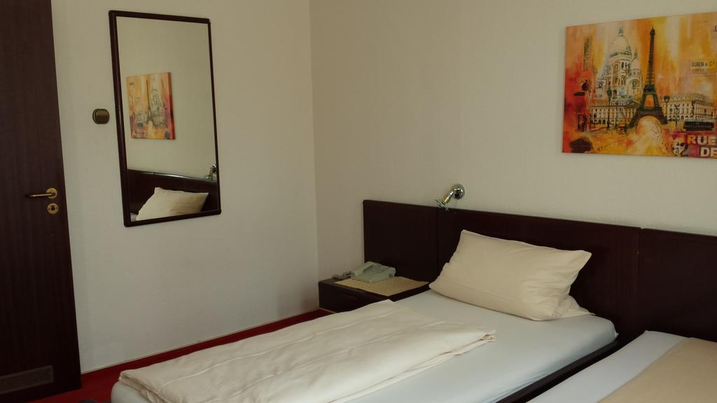 Double Room,80272275:JPEG