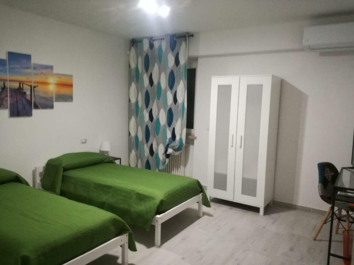 Camera Familiare con Bagno Privato