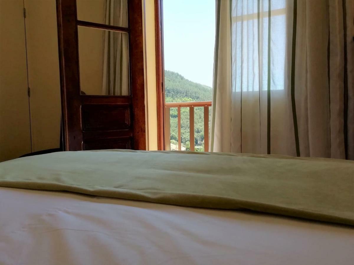 Quarto Individual com Varanda