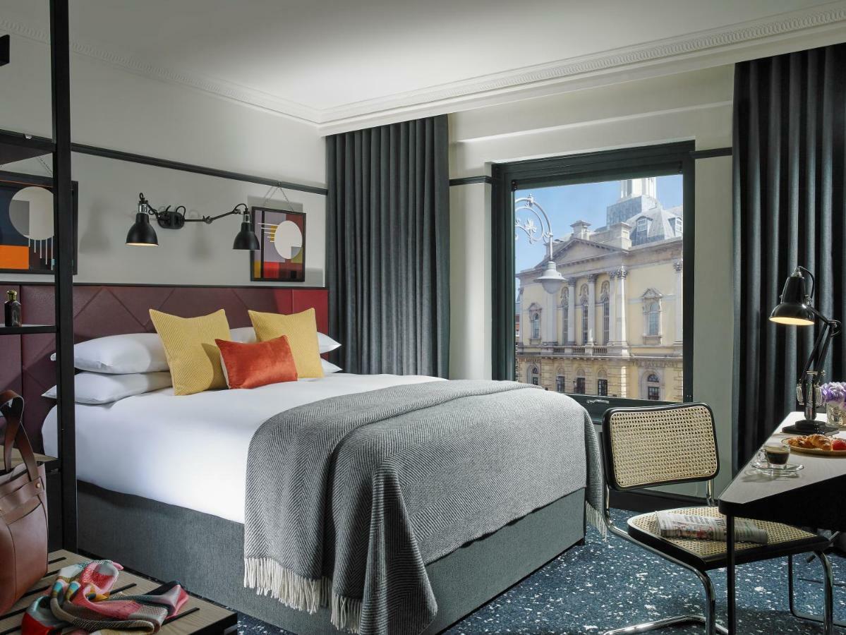 Double Room,1293466117:JPEG