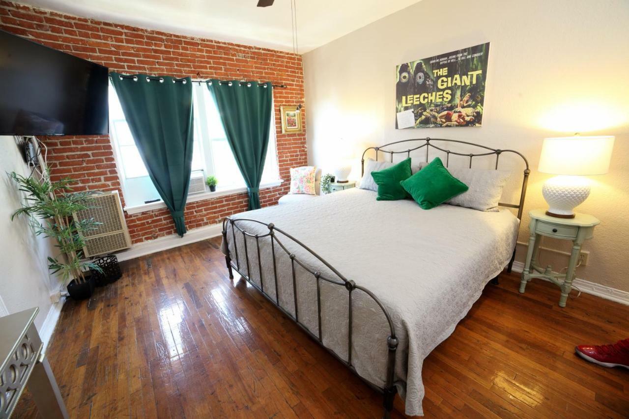 Quarto Conforto com Cama King-size