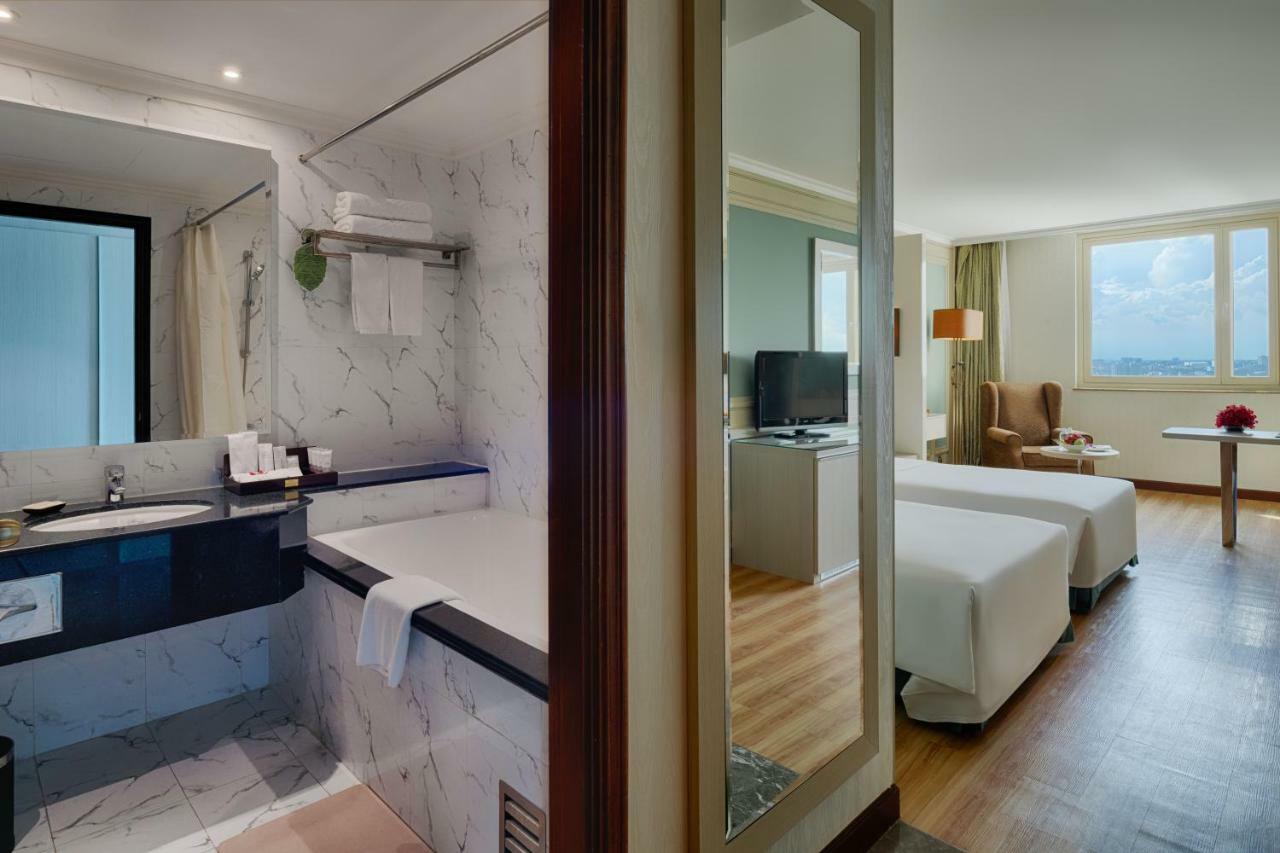 Deluxe Zimmer mit Kingsize-Bett