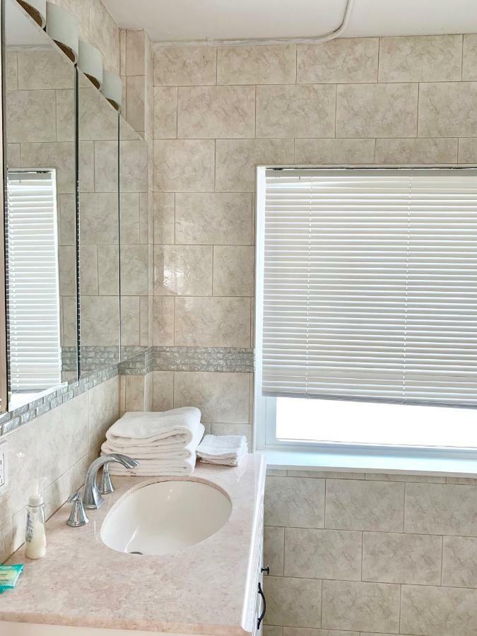 Small Twin Room