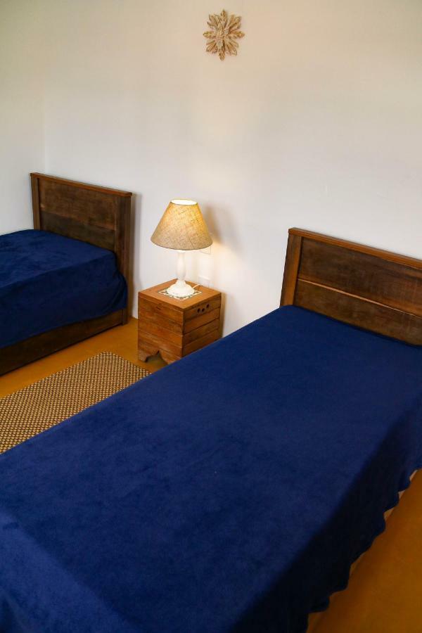 Family Room,830886419:JPEG