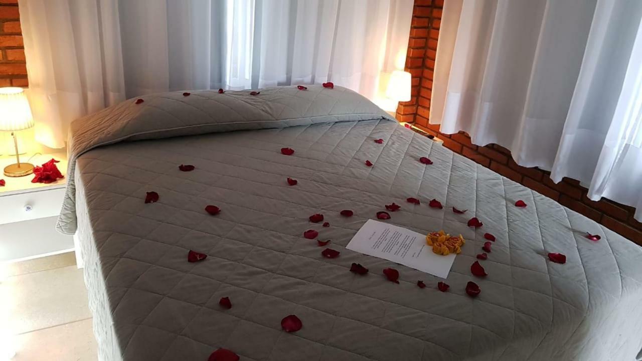 Suíte Deluxe com Banheira de Hidromassagem