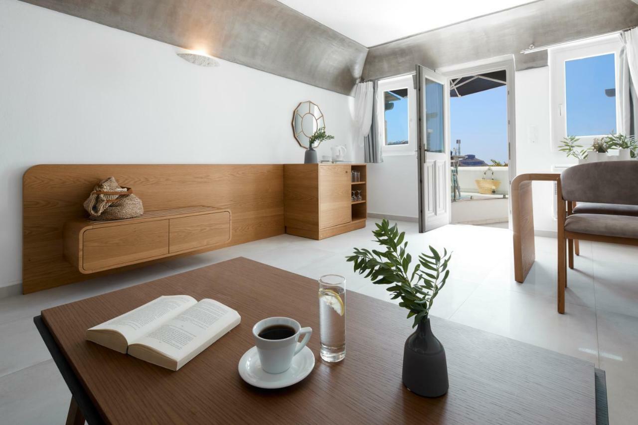 Superior Room with Caldera View