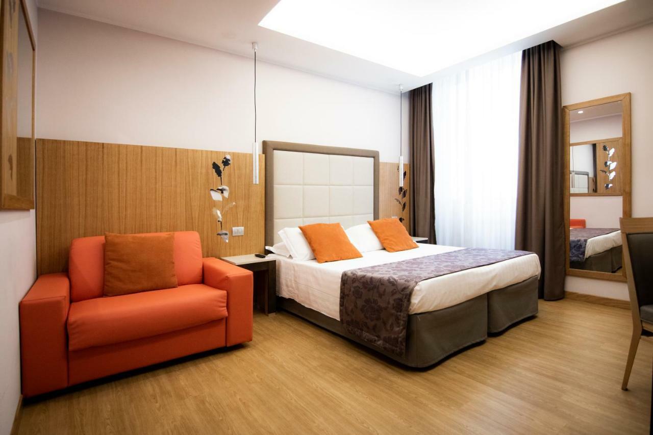 Quarto Triplo Standard