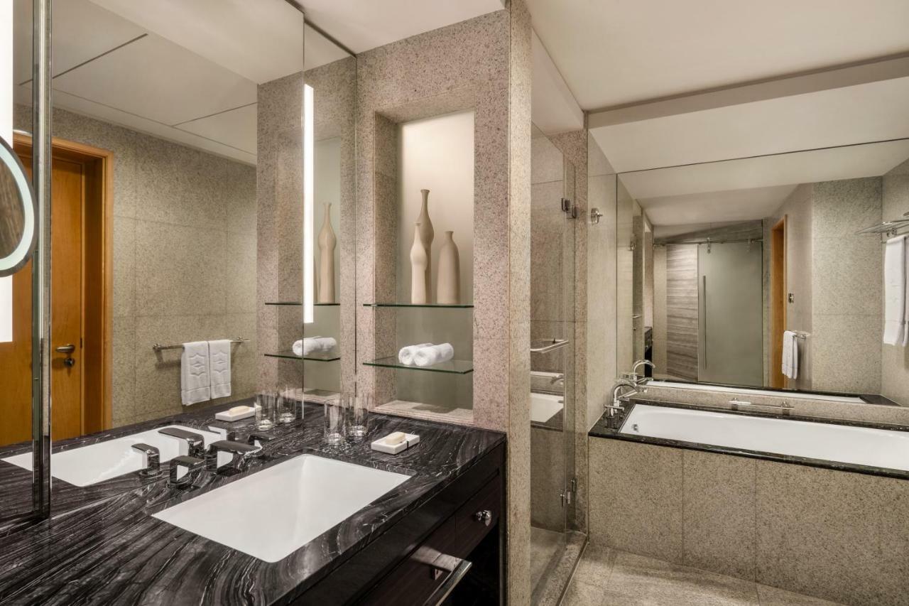 Habitación Deluxe con 1 cama extragrande y vistas al Burj Khalifa