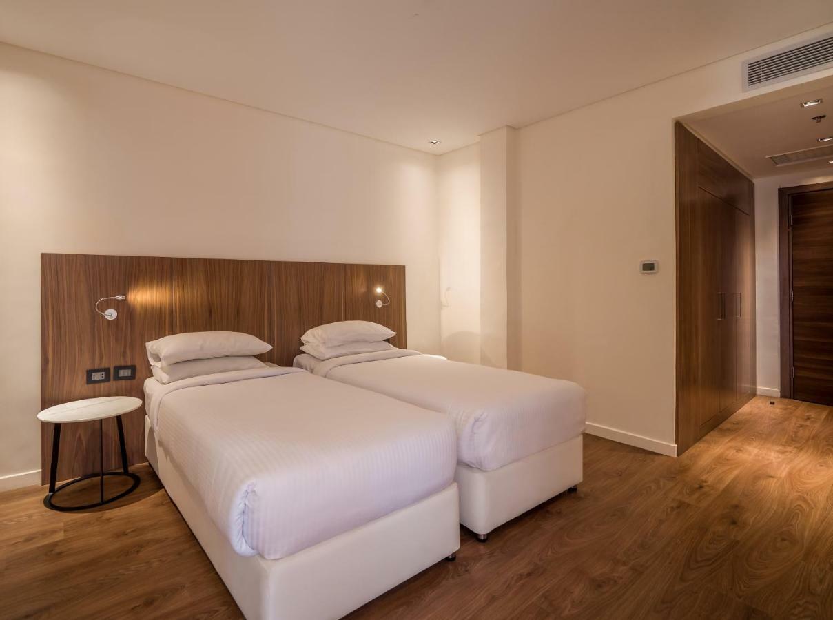 Deluxe Doppel-/Zweibettzimmer