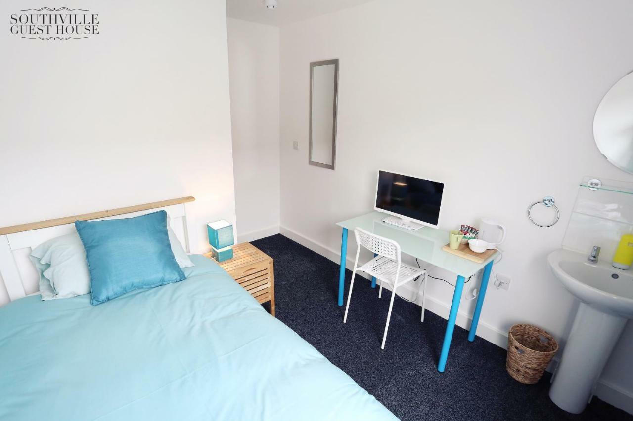 Eenpersoonskamer met Gedeelde Badkamer