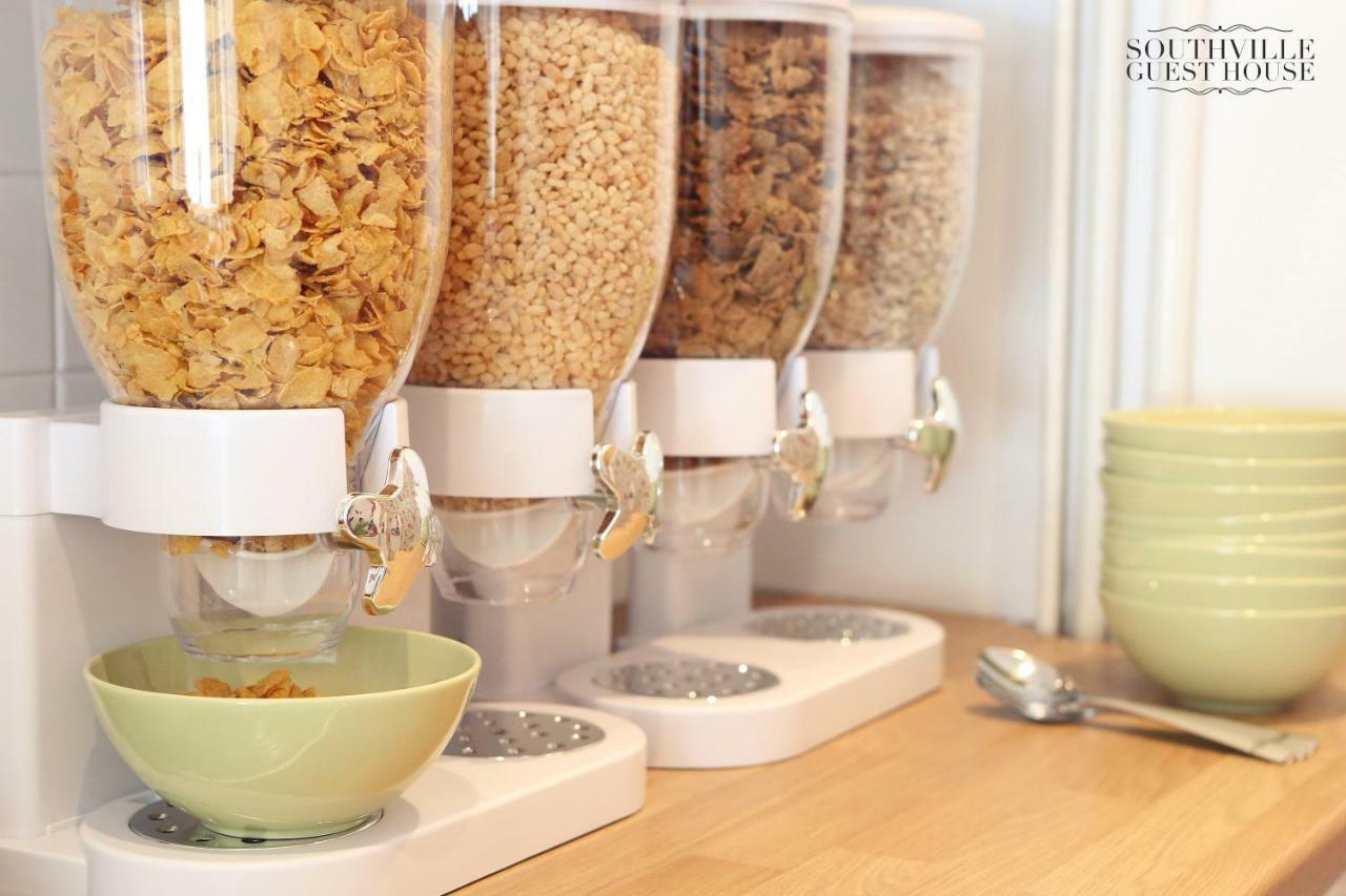 Basic Driepersoonskamer met Gedeelde Badkamer