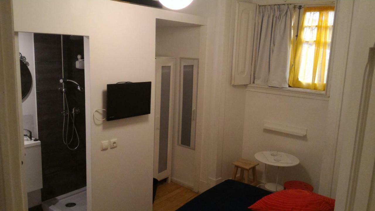 Zweibettzimmer mit eigenem Bad