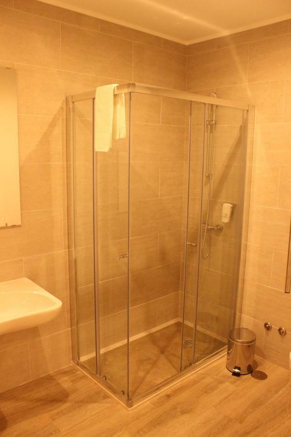 Quarto Duplo