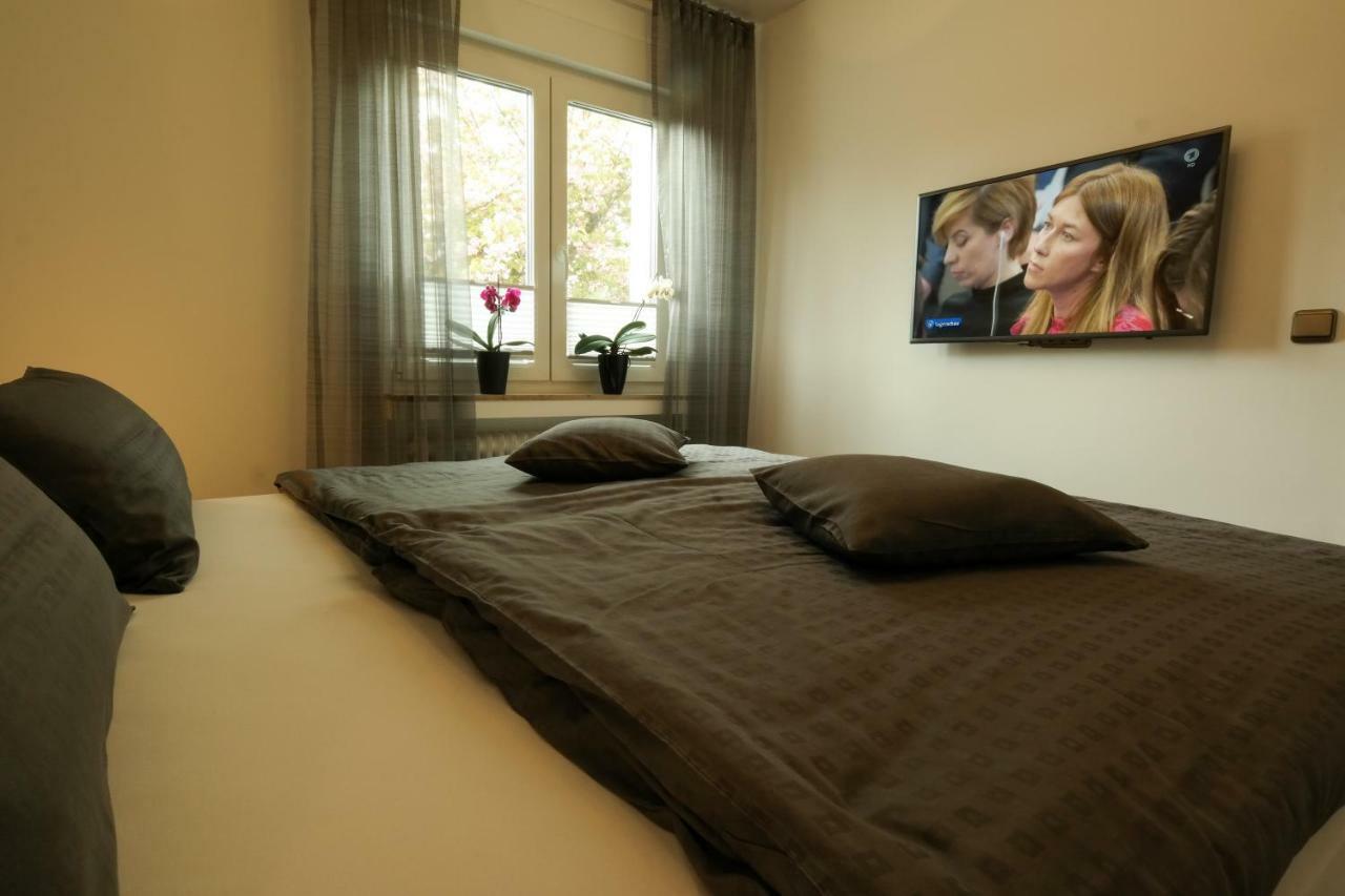 Familienzimmer mit Doppelbett