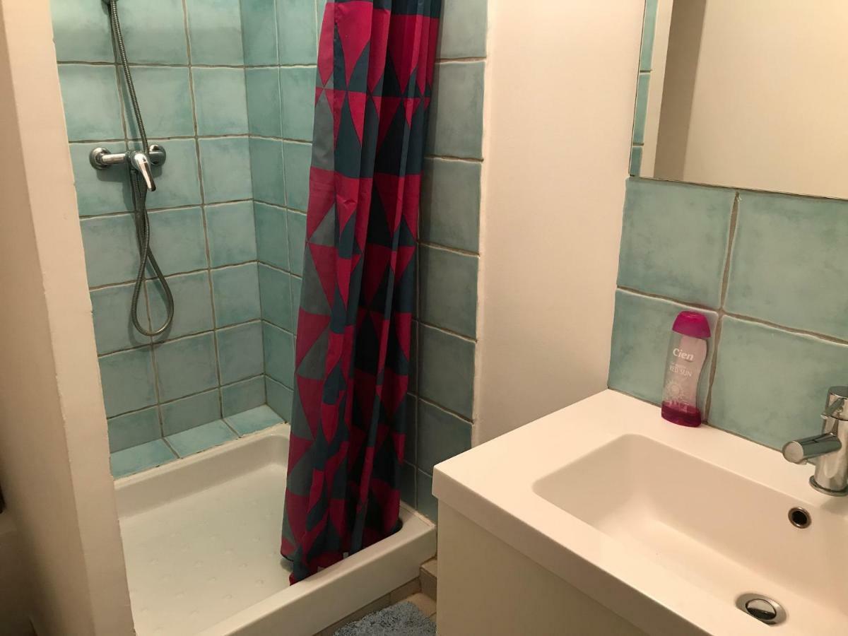 Chambre Double avec Salle de Bains Commune