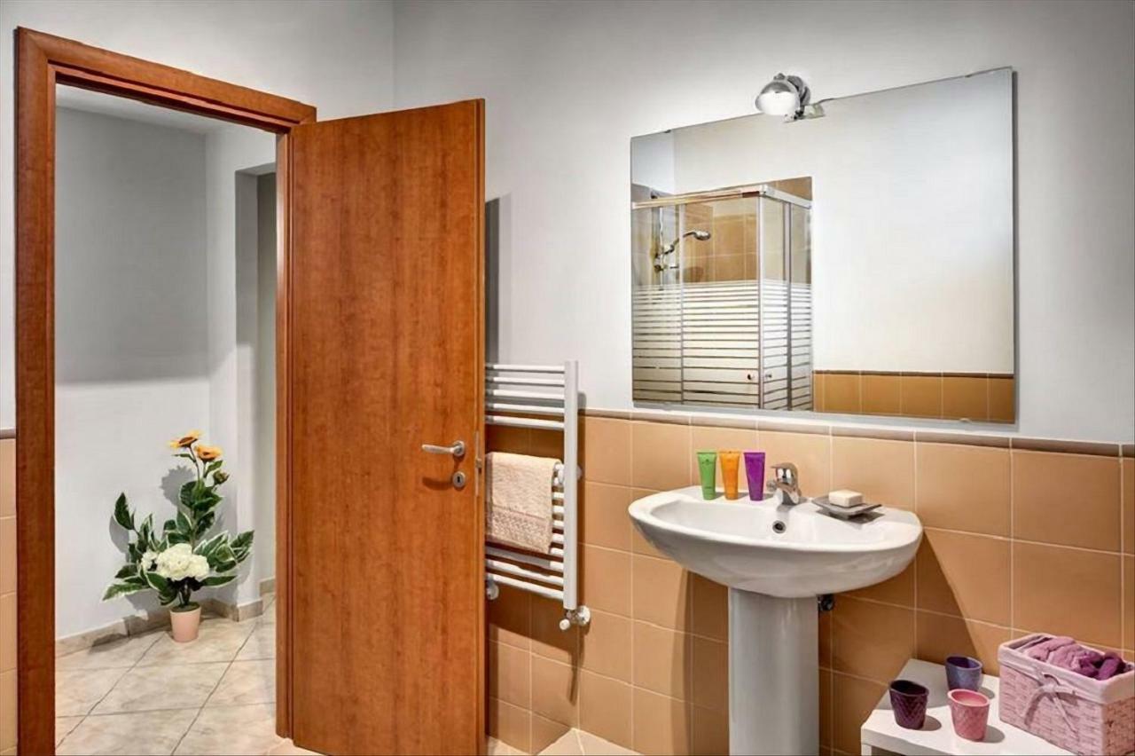 Chambre Lits Jumeaux avec Salle de Bains Privative Séparée