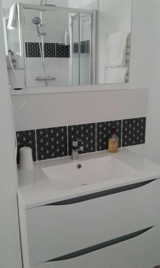 Double Room Private Bathroom,887034577:JPEG