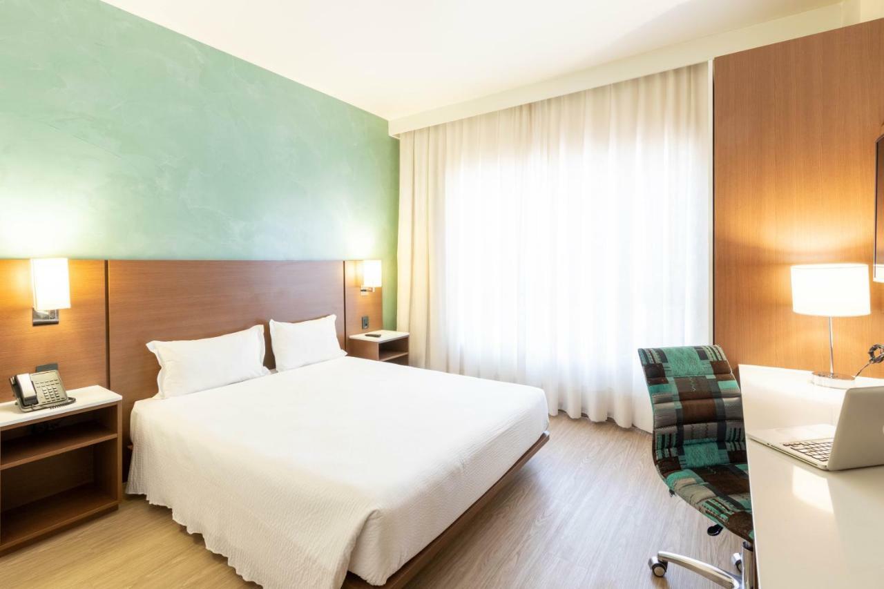 Apartamento Standard com 1 Cama de Casal