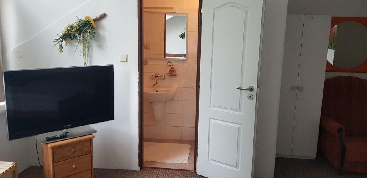 Tweepersoonskamer met 1 of 2 Bedden en een Extra Bed