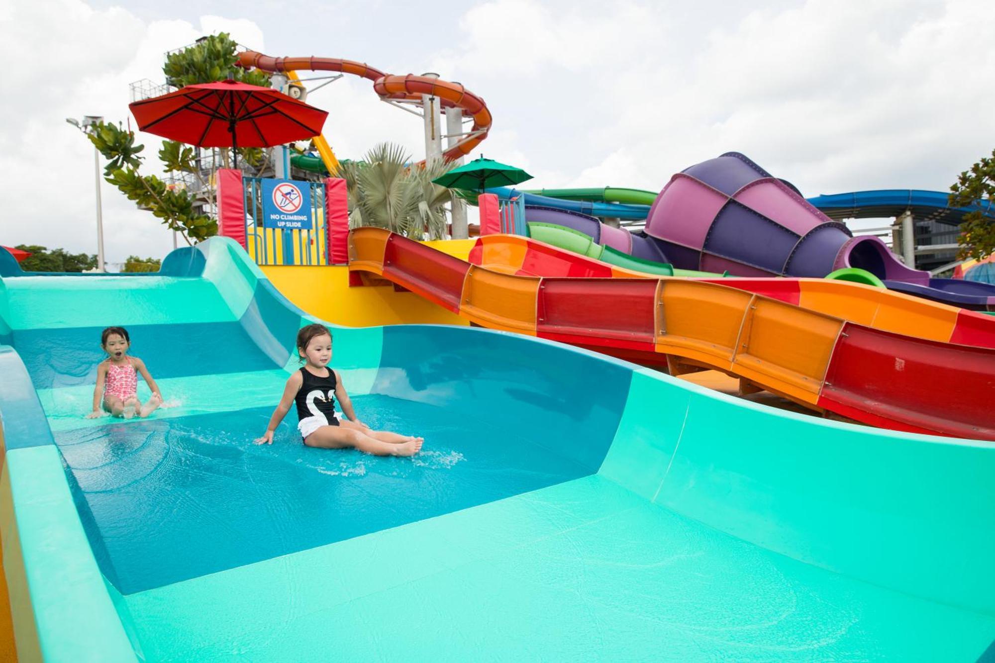 Quarto Standard com Cama de Casal ou 2 de Solteiro e Ingressos para o Parque Aquático Wild Wild Wet