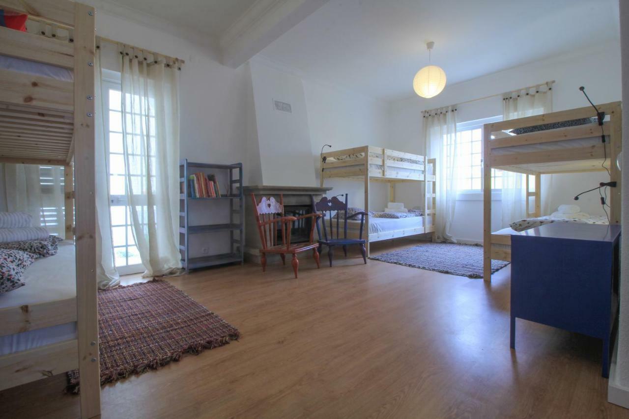 Cama em Beliche num Dormitório Misto