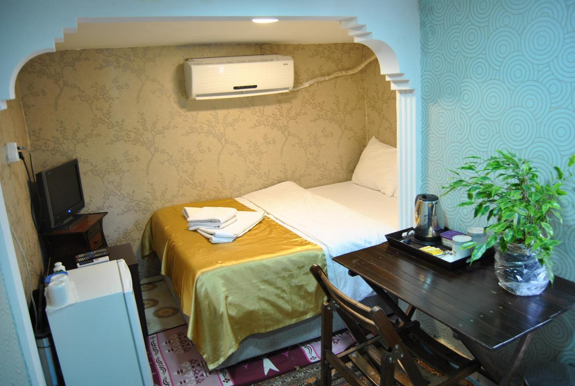 Quarto Individual Económico