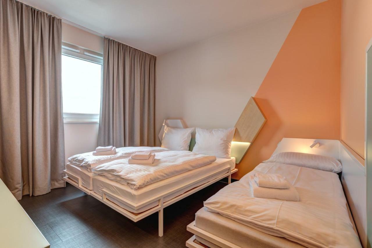 Triple Room,906101566:JPEG