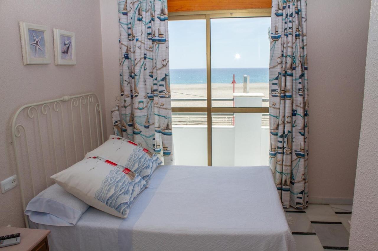 Habitación Doble con balcón y vistas al mar